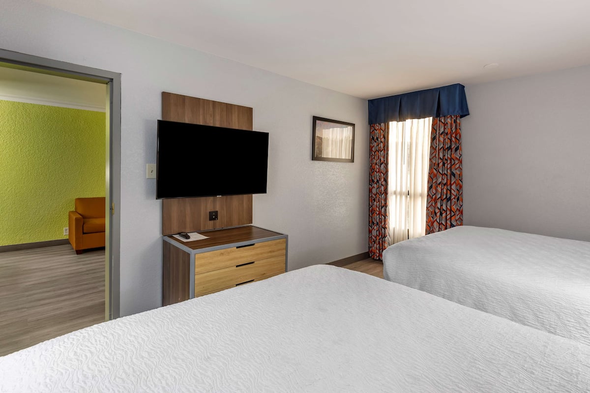 Suite, 2 Queen Beds, Non Smoking, Refrigerator & Microwave | 1 bedroom, desk, laptop workspace, blackout drapes