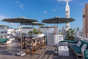 Rooftop bar, ocean views, open daily at Dream South Beach, by Hyatt