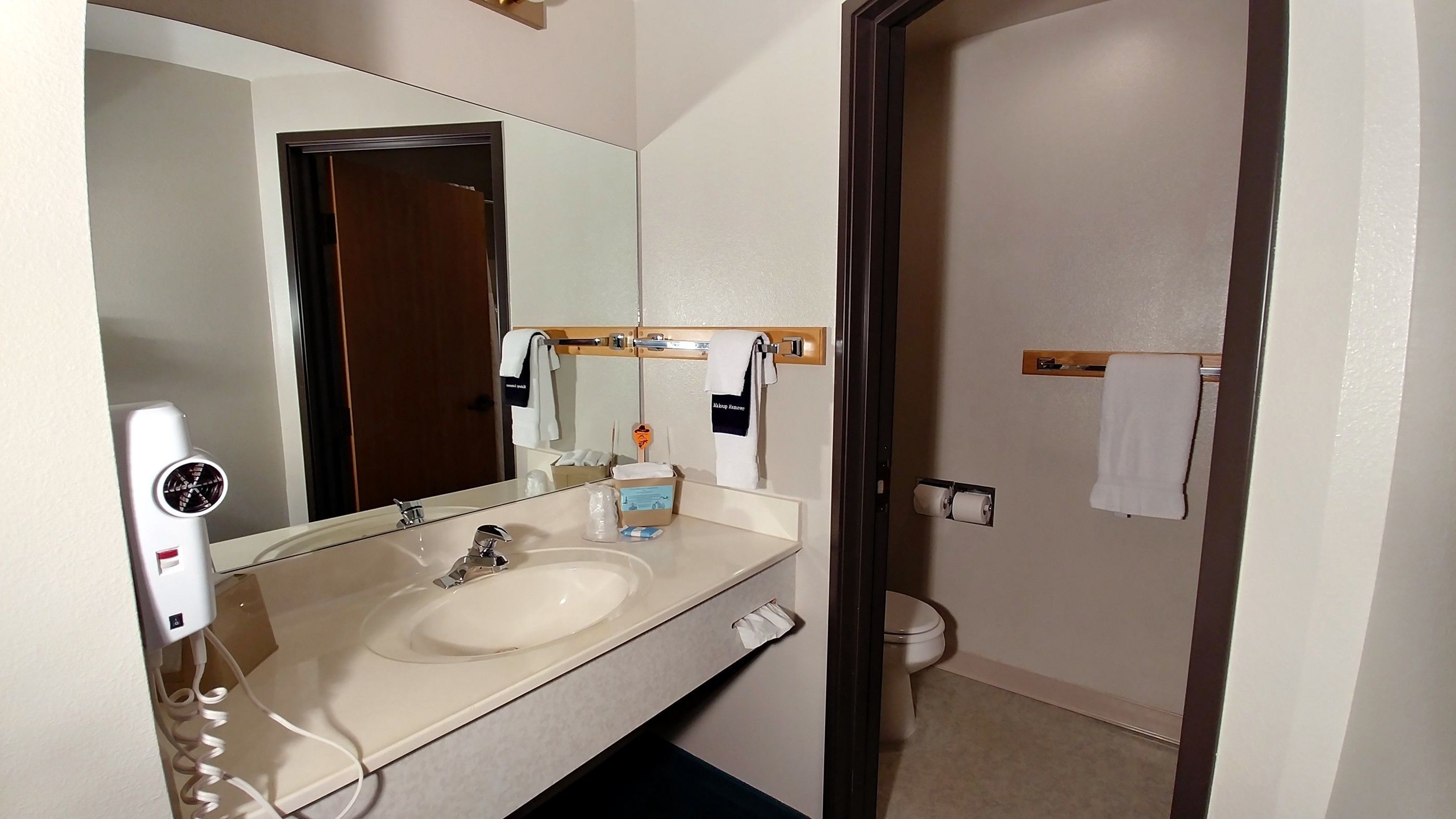 single room | bathroom sink