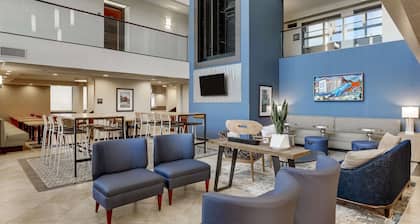 Drury Inn & Suites St. Louis St. Peters