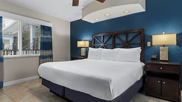 Caja de seguridad en la habitación y cortinas blackout