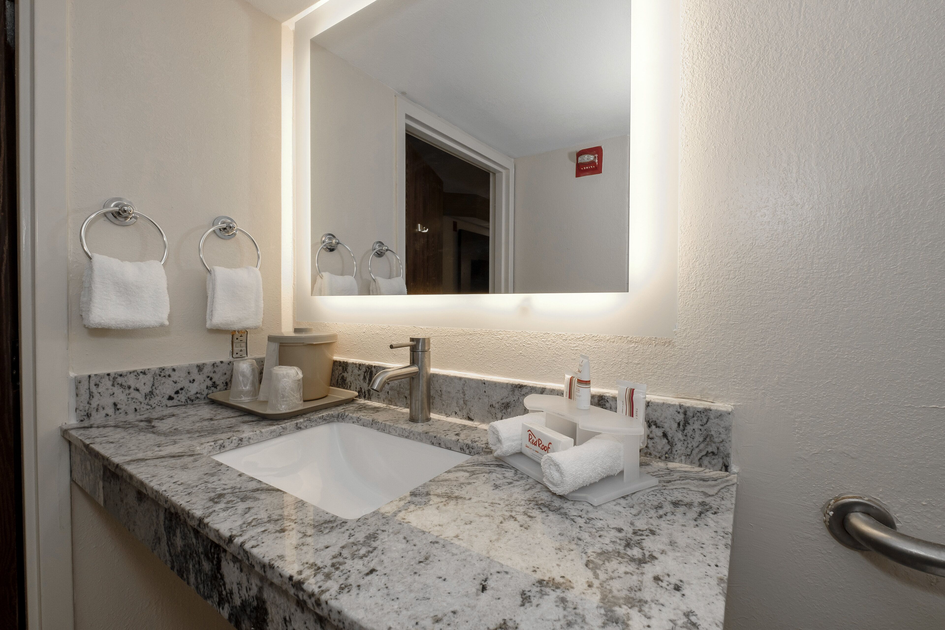 Photo - Red Roof Inn Pensacola Fairgrounds