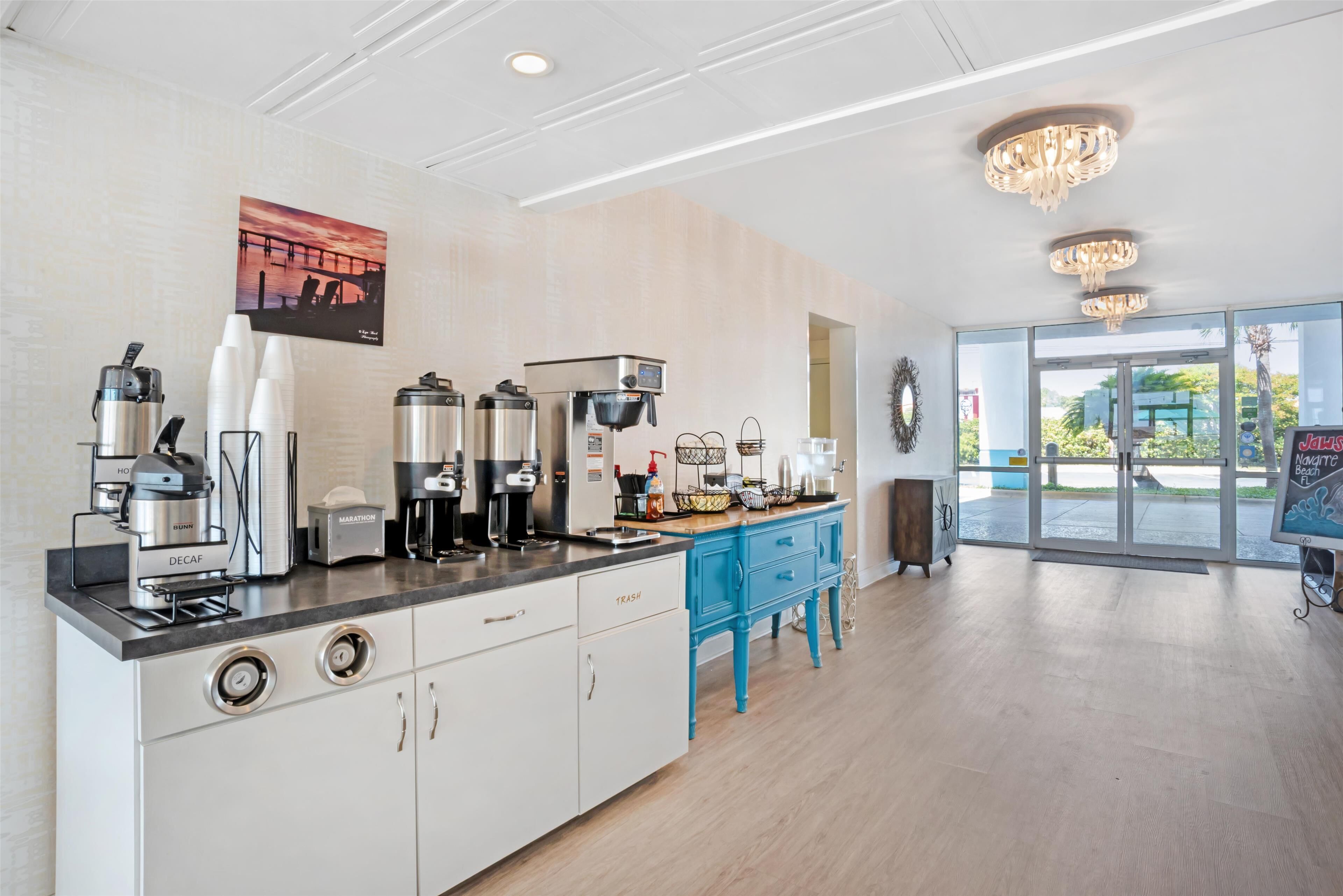 free daily full breakfast