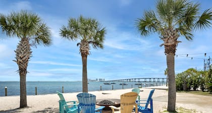 Best Western Navarre Waterfront