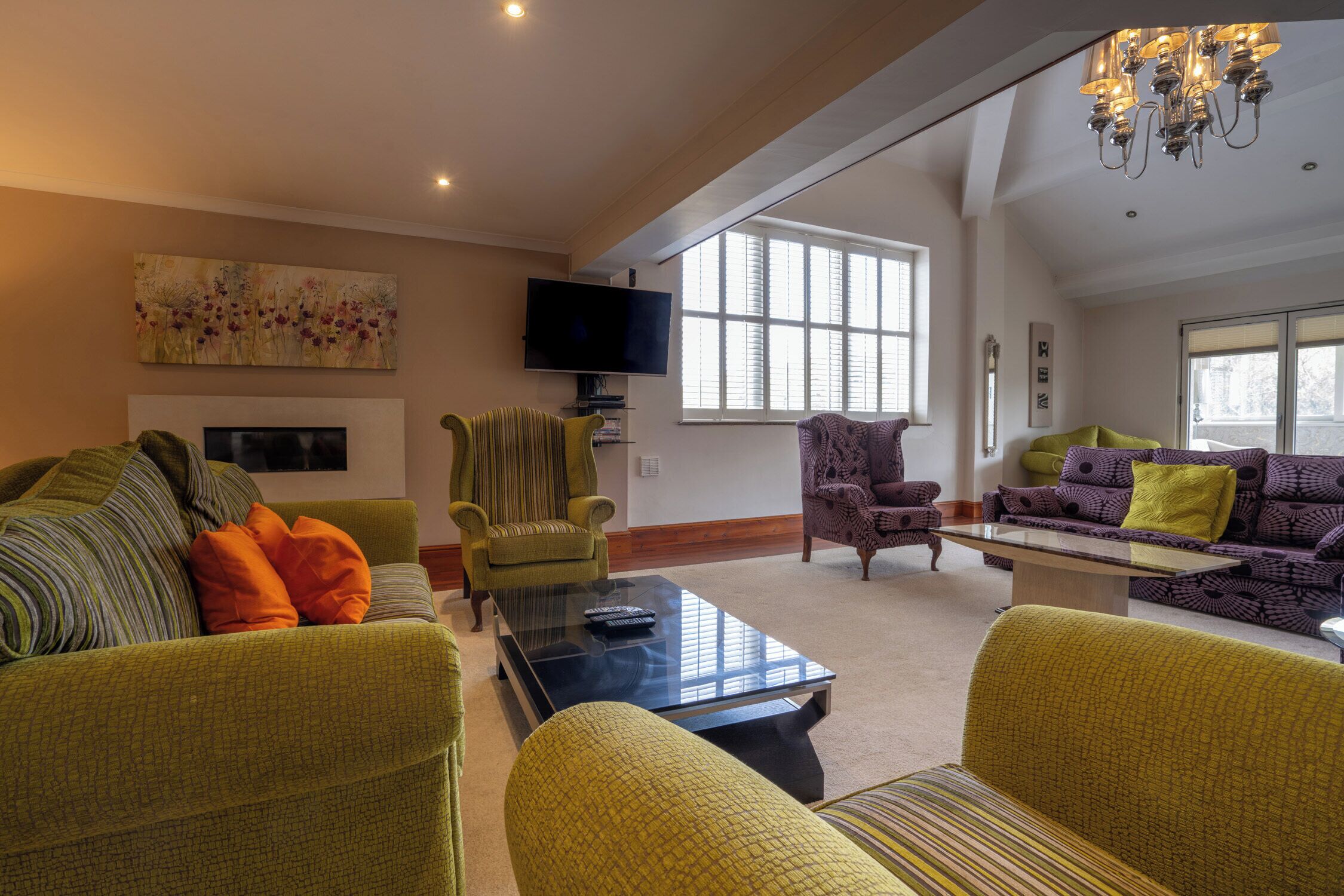 apartment split level | living area | 19-inch tv with cable channels