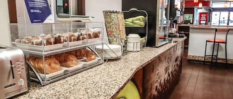 Petit déjeuner continental compris tous les jours