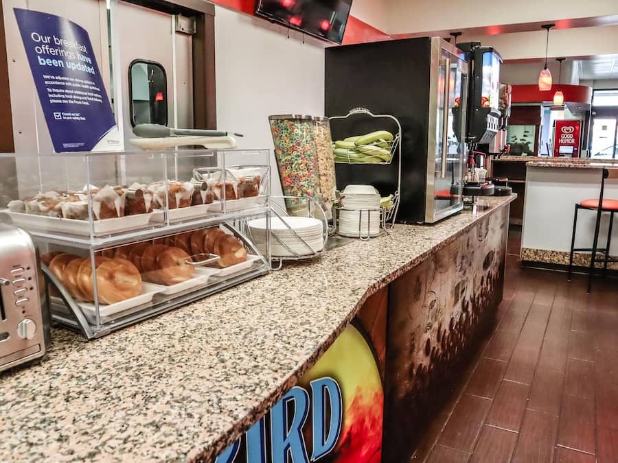 Free daily continental breakfast