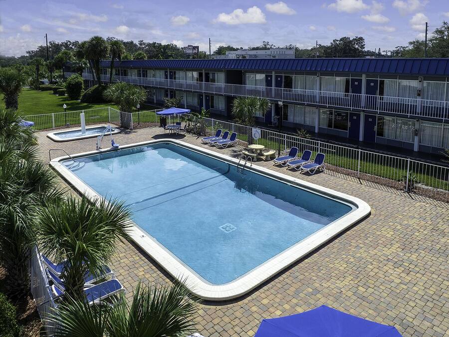 Piscina all'aperto