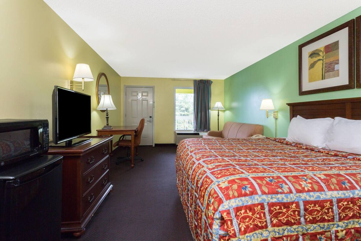 1 bedroom, desk, blackout curtains, iron/ironing board
