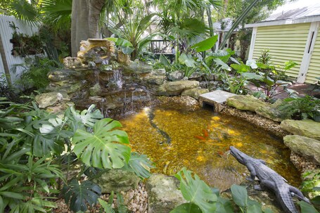Island City House Hotel - Image 14