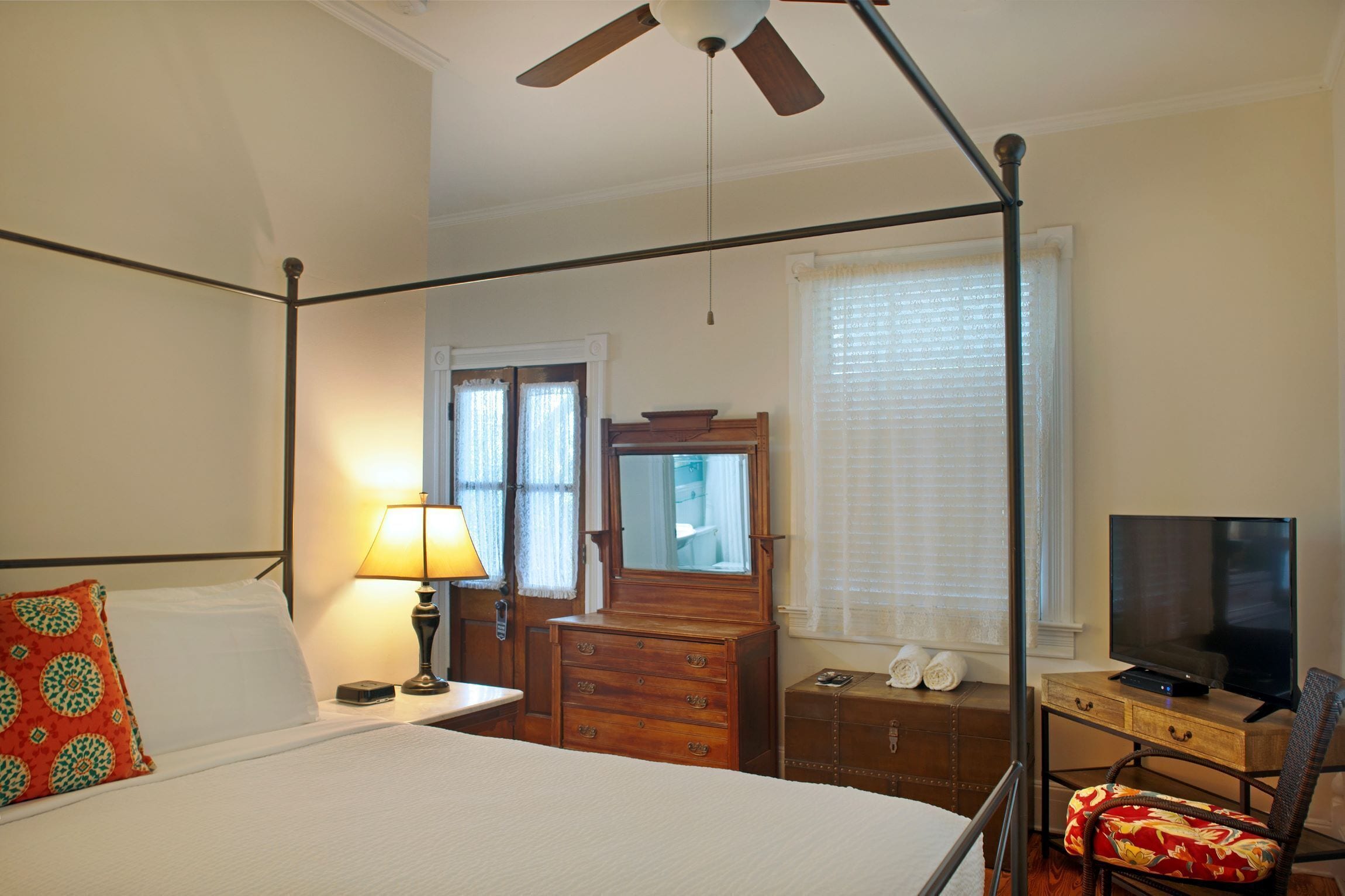 island city house king | hypo-allergenic bedding, individually furnished, iron/ironing board