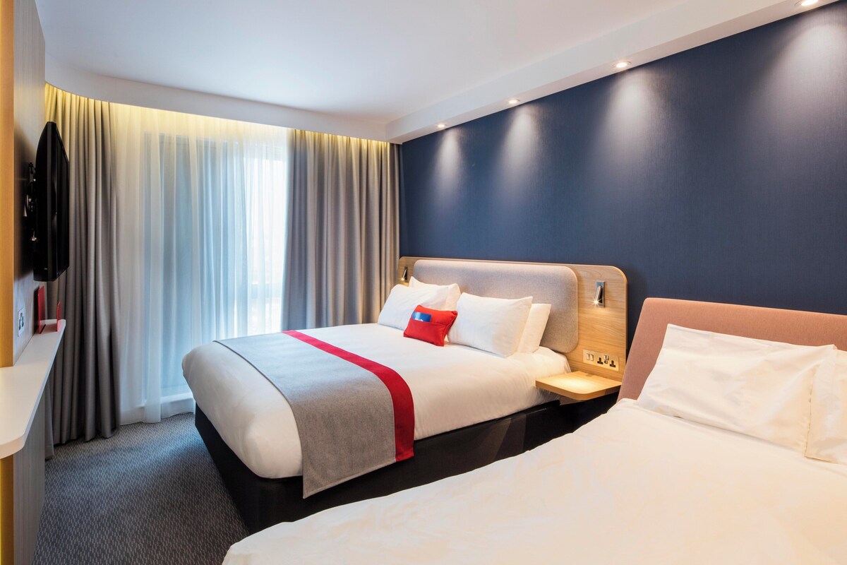 Standard Room, 1 Double Bed with Sofa bed (with Free Hot Breakfast) | Room amenity