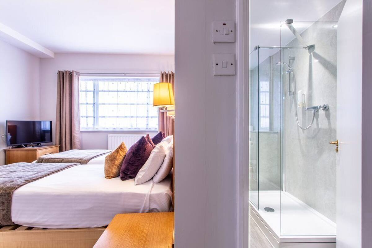 WiFi (free), alarm clocks, bed sheets