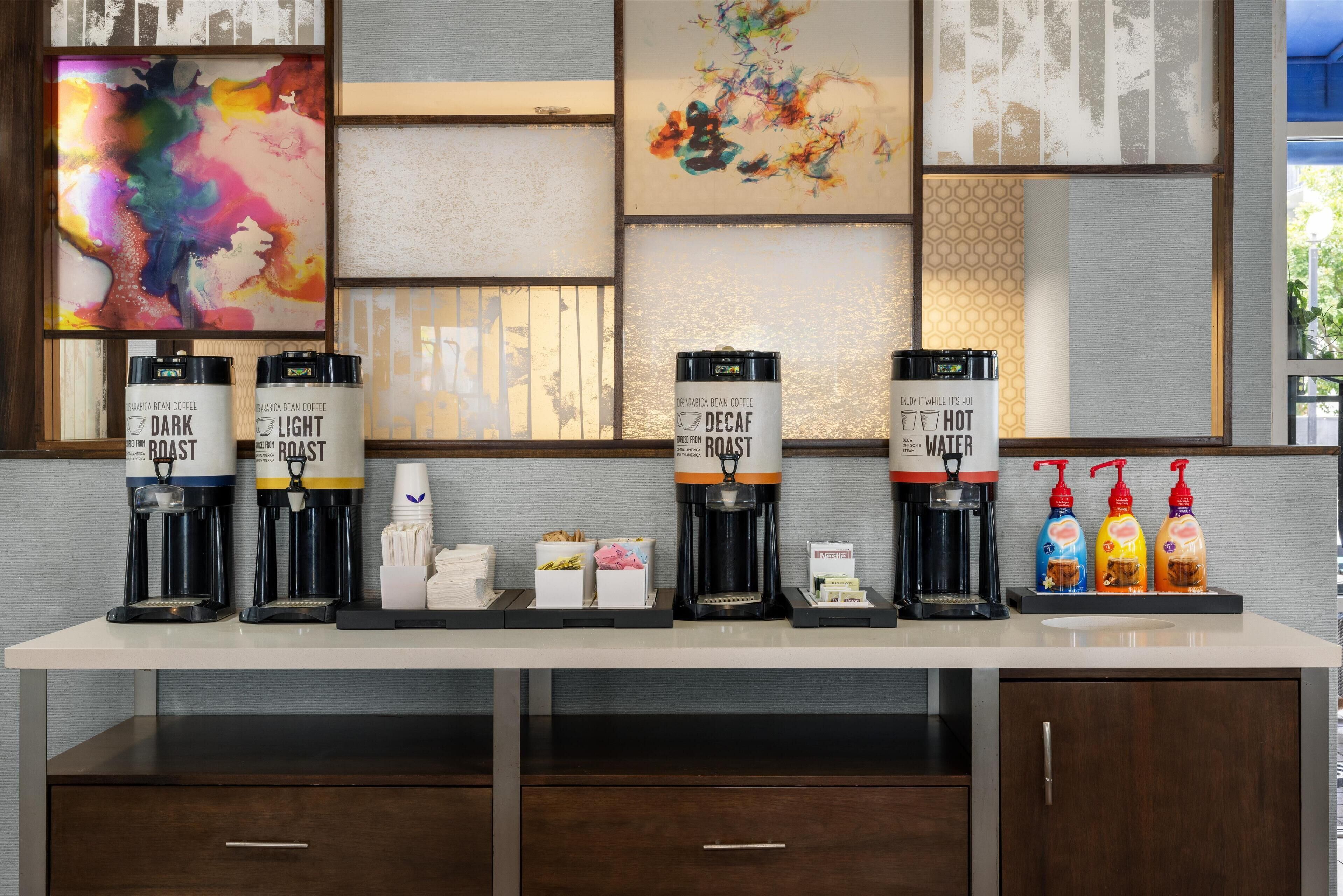 Photo - Hampton Inn & Suites Fort Lauderdale Airport