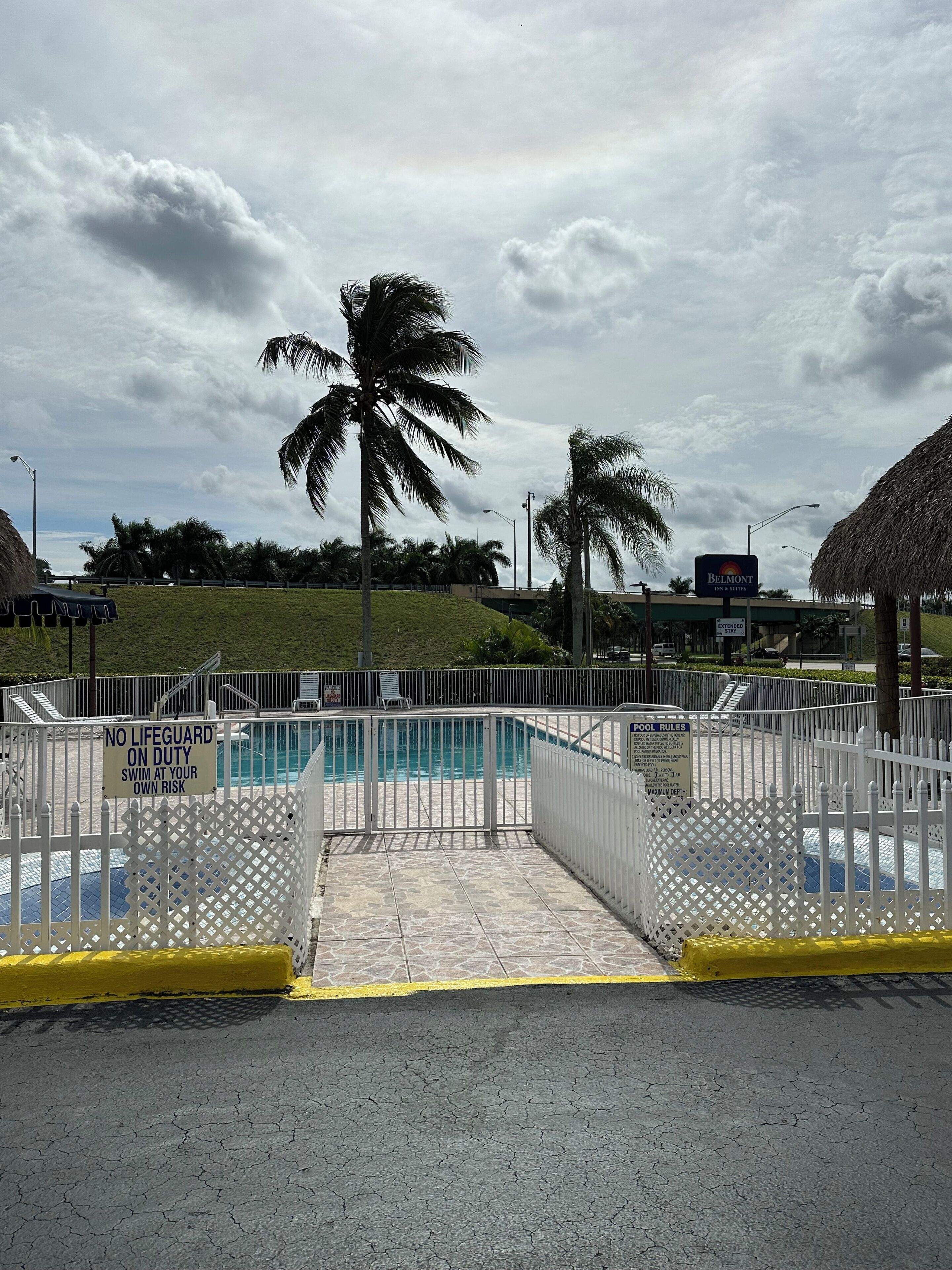 Foto - Belmont Inn & Suites