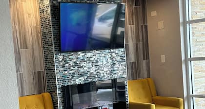 Belmont Inn & Suites