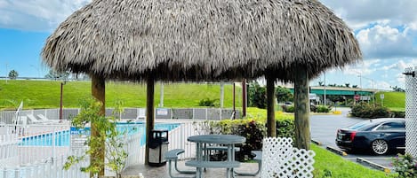 Vista frontal de la propiedad