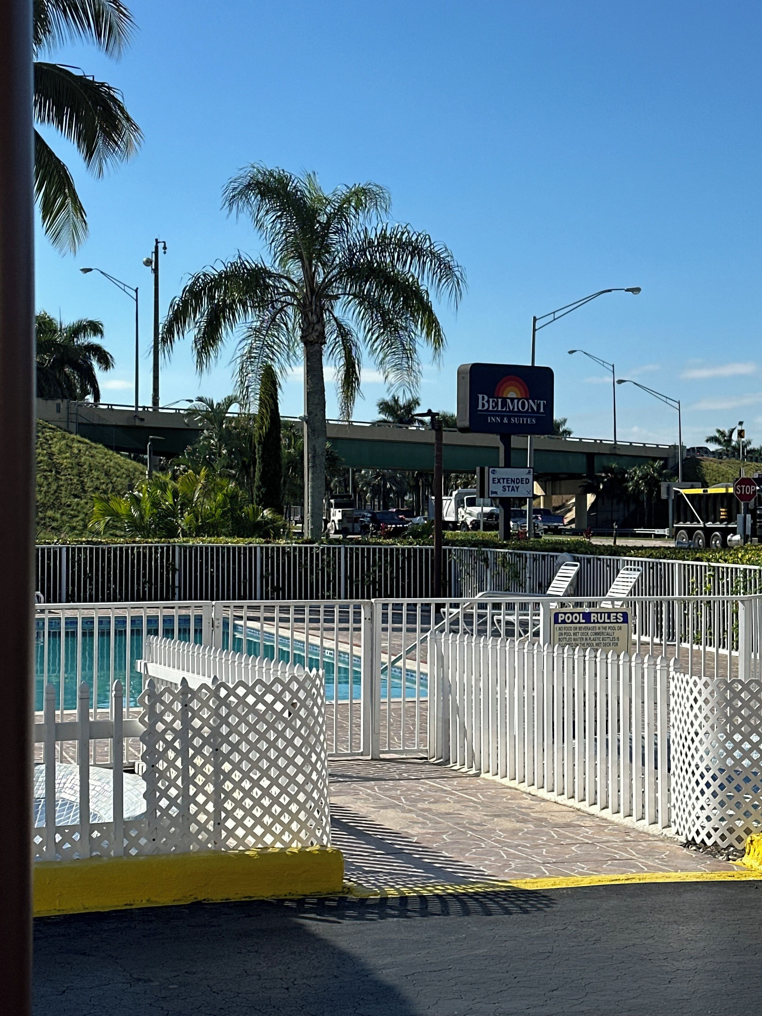 Foto - Belmont Inn & Suites