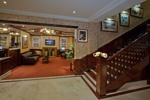 Lobby - Britannia Hotel Wolverhampton (Wolverhampton)