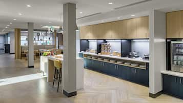 Dagelijks continentaal ontbijt inbegrepen