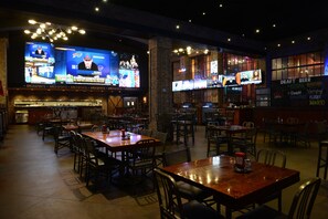 Se sirven almuerzos y cenas