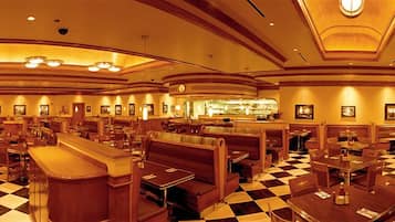 7 restaurants, lunch served