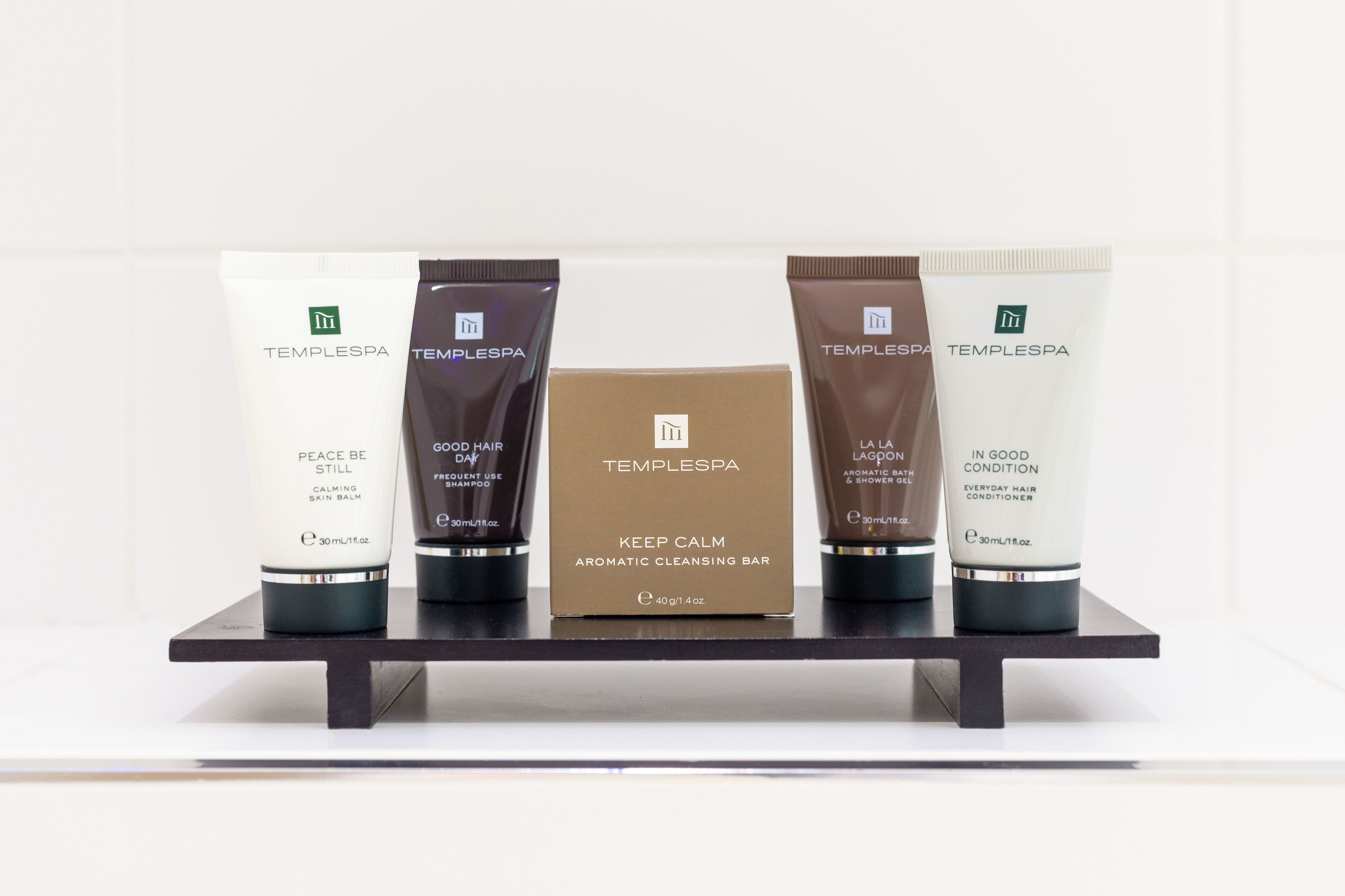 combined shower/bathtub, free toiletries, hair dryer, bathrobes