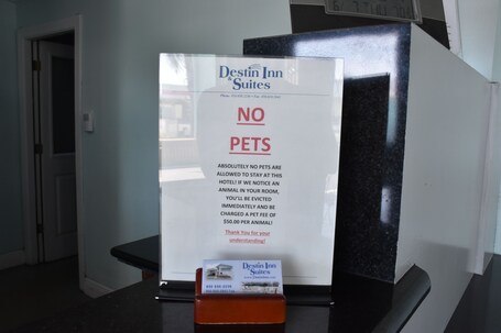 Destin Inn and Suites - Image 35