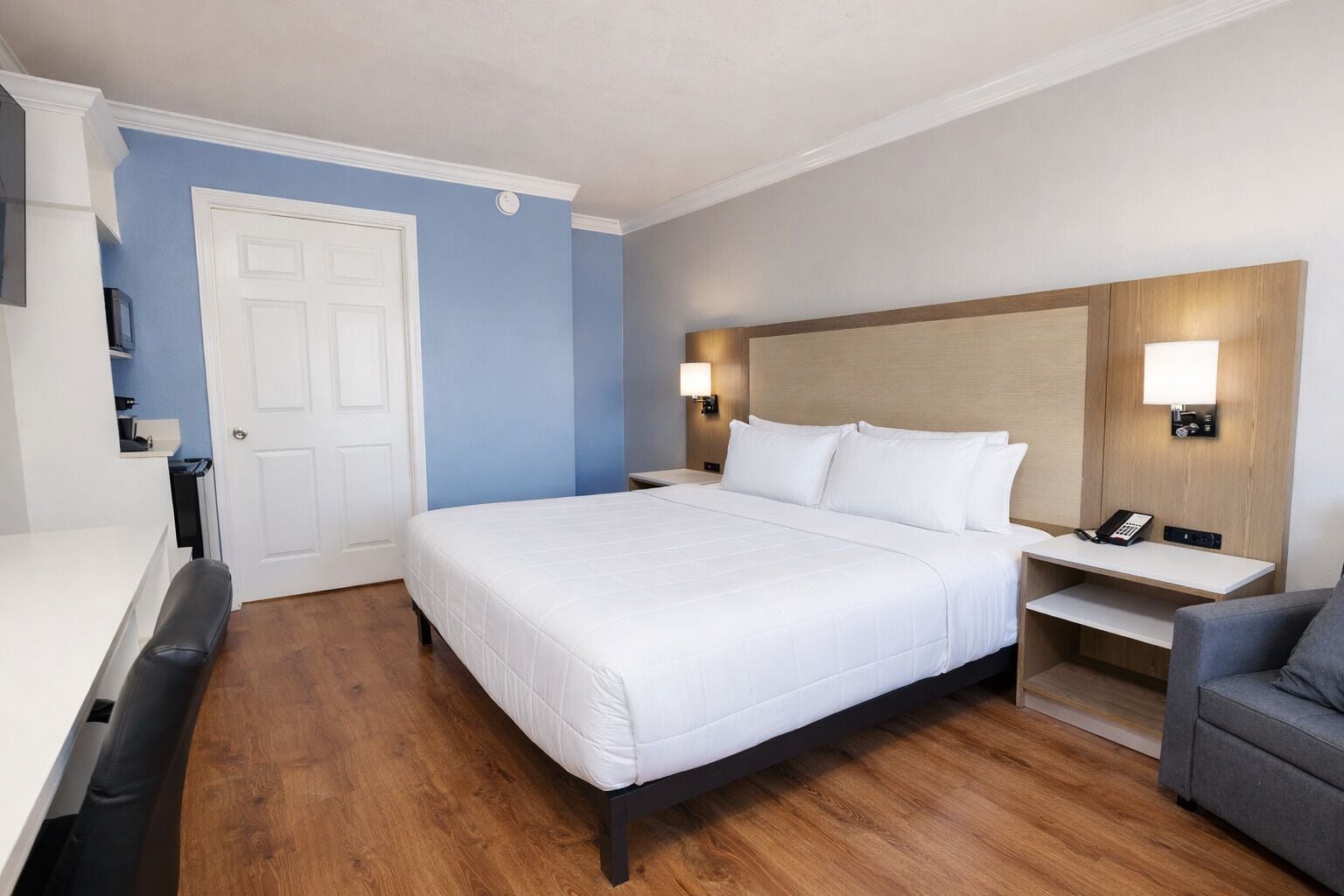 Photo - Destin Inn & Suites