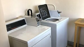 Unclassified image, 4 of 33, button - Americas Best Value Inn & Suites Escondido (Escondido)