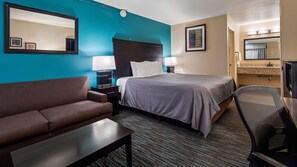 In-room safe, desk, laptop workspace, blackout curtains - Best Western Apricot Inn (Firebaugh)