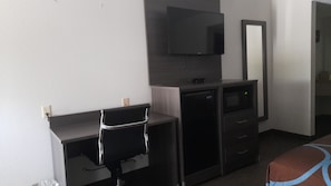 Television - Super 8 by Wyndham Dania/Fort Lauderdale Arpt (Dania Beach)