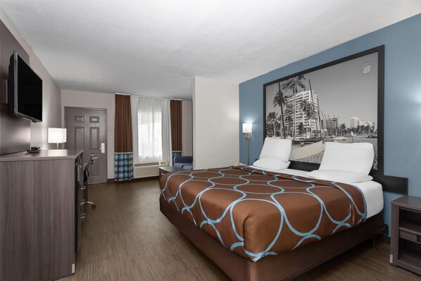 Desk, iron/ironing board, free cots/infant beds, rollaway beds