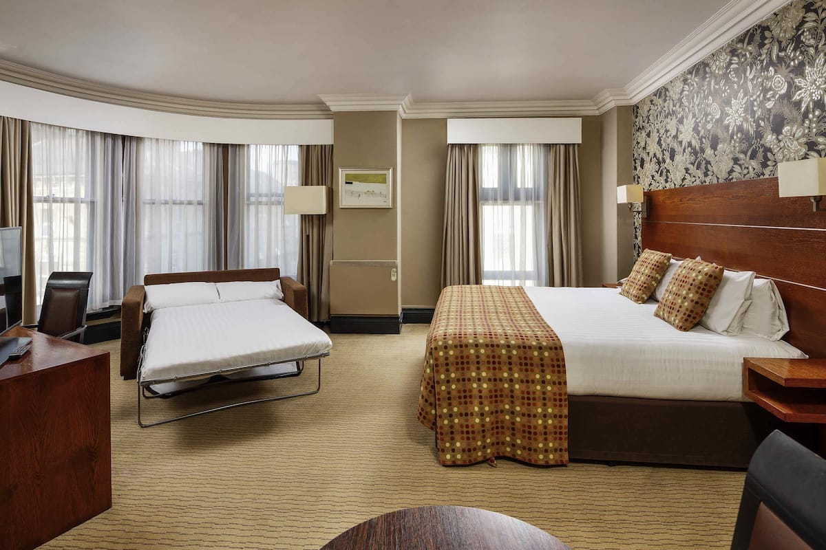 Classic Double Room, 1 Double Bed with Sofa bed | Egyptian cotton sheets, premium bedding, down duvets, memory-foam beds
