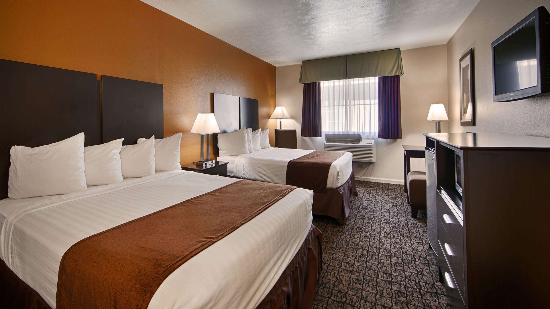 In-room safe, iron/ironing board, free WiFi, bed sheets