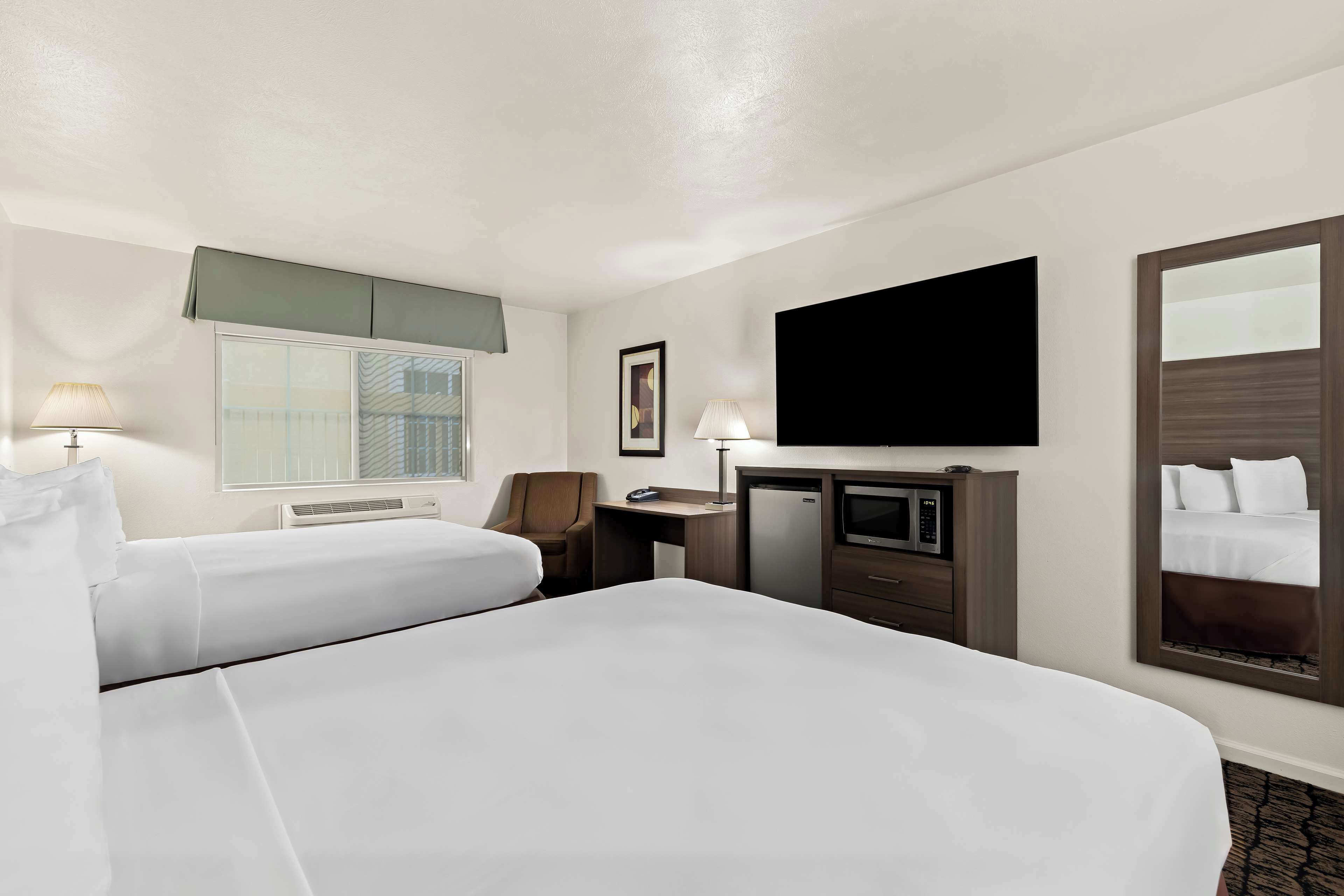 in-room safe, iron/ironing board, free wifi, bed sheets