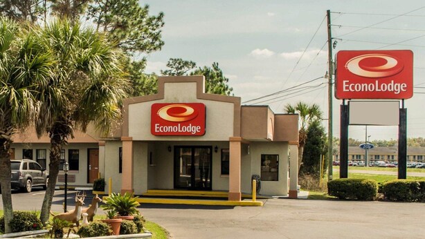 Unclassified image, 1 of 35, button - Econo Lodge Crystal River (Crystal River)