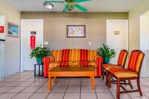 Lobby - Econo Lodge Crystal River (Crystal River)