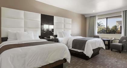 Days Inn by Wyndham Downey