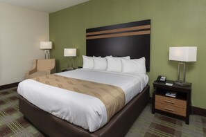 Pillow-top beds, desk, iron/ironing board, free cots/infant beds - Quality Inn & Suites Mount Vernon (Mount Vernon)