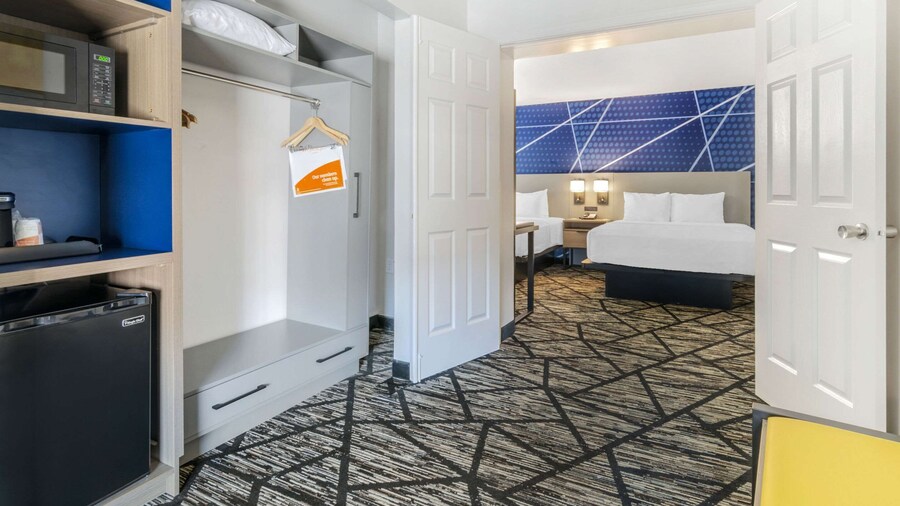 Comfort Inn Kansas City Midtown