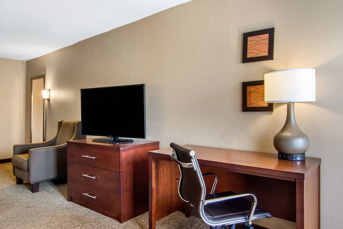 In-room safe, desk, blackout curtains, iron/ironing board