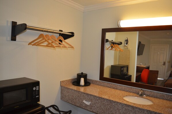 Standard Room, 2 Queen Beds, Non Smoking | Bathroom sink