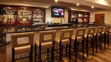 Piano bar