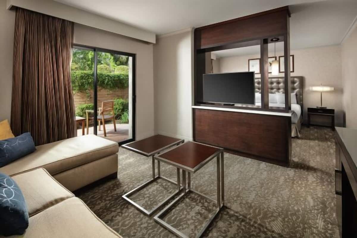 Ropa de cama hipoalergénica, edredón y minibar