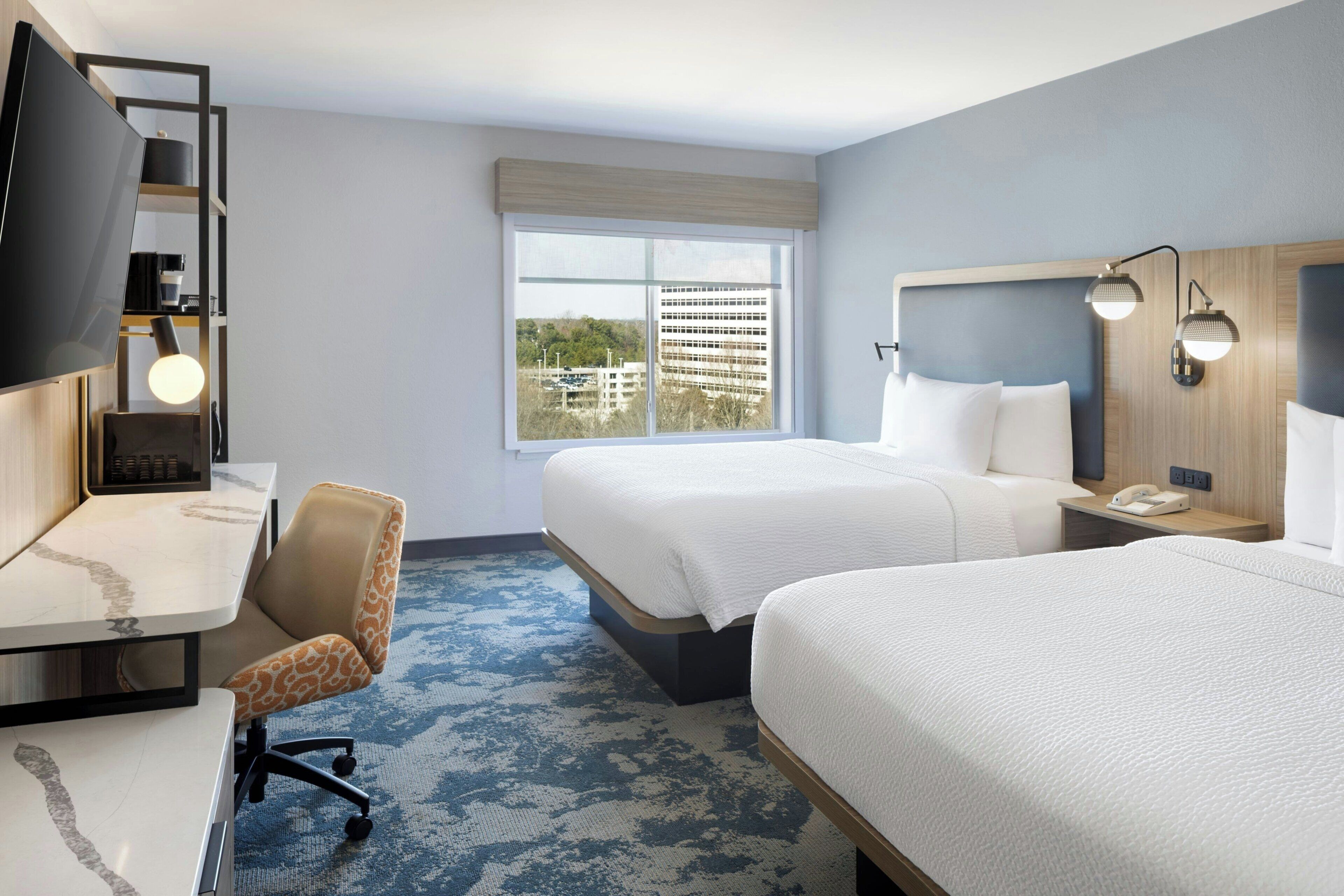 In-room safe, desk, laptop workspace, iron/ironing board