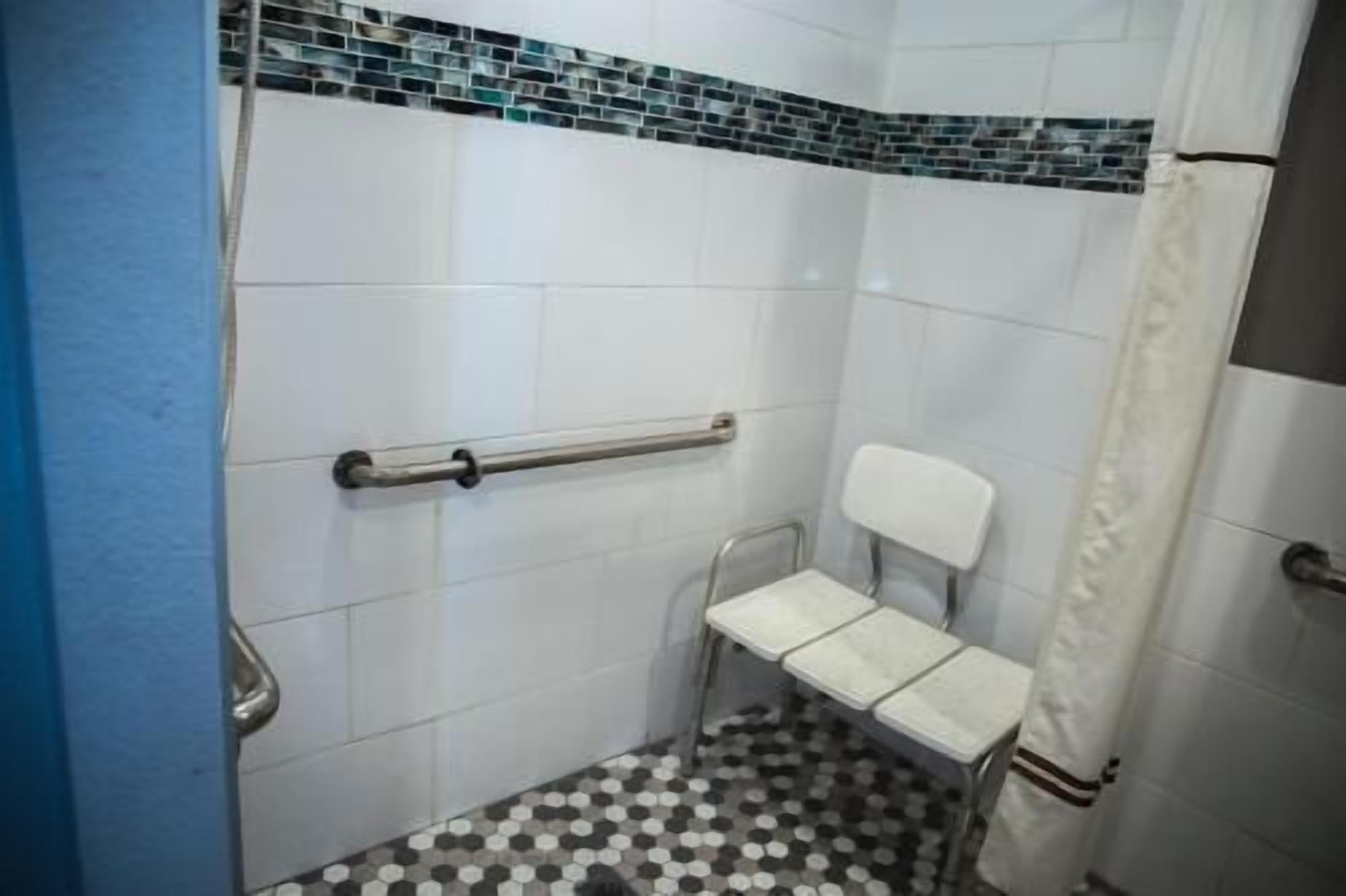 Bathroom | Eco-friendly toiletries, hair dryer, towels