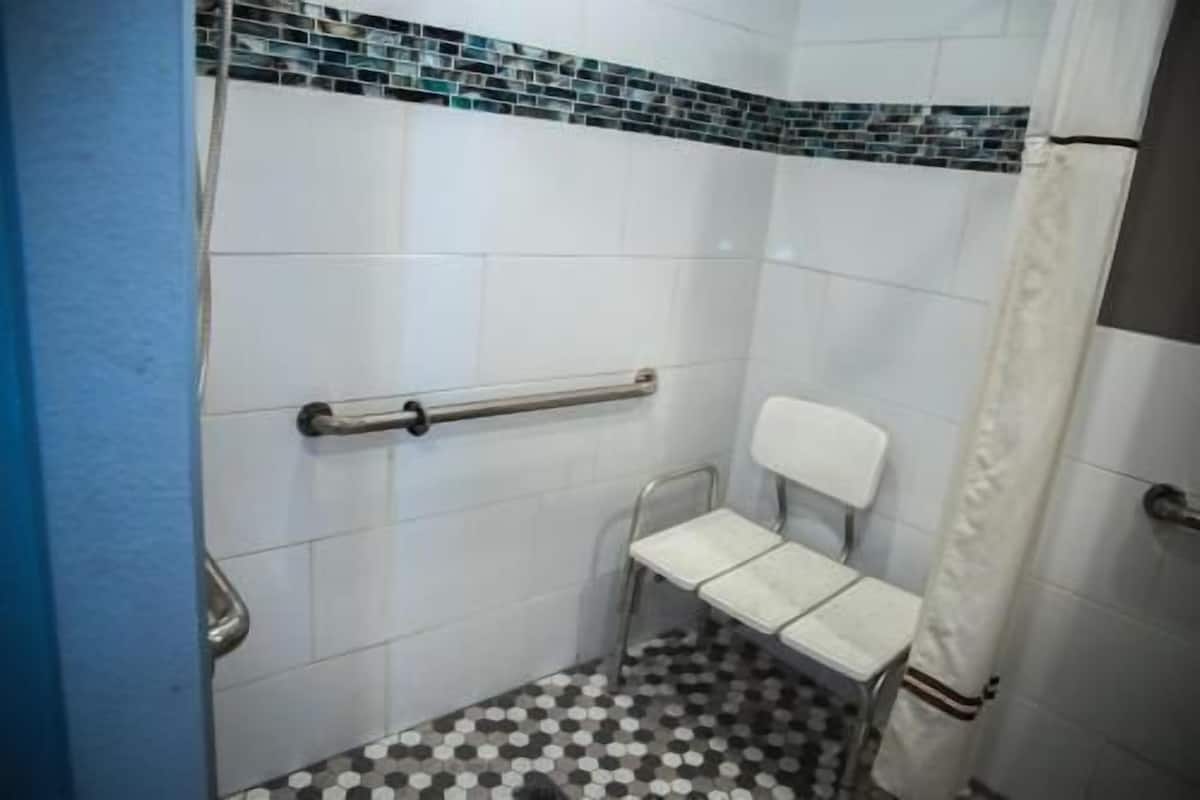 Bathroom | Eco-friendly toiletries, hair dryer, towels