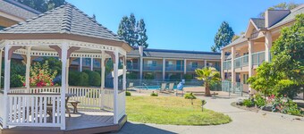 Days Inn by Wyndham Redwood City