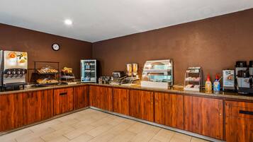 Free daily buffet breakfast